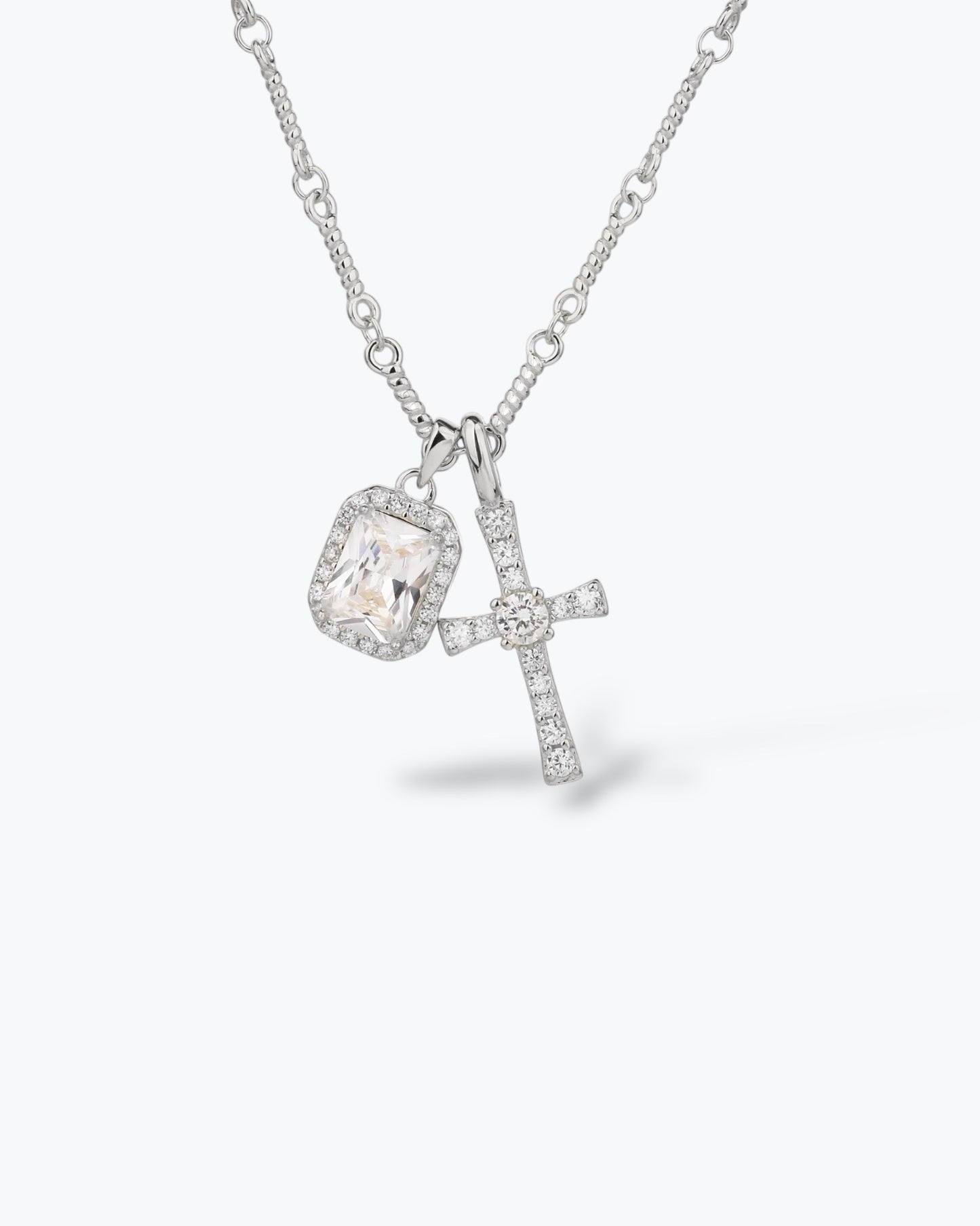 COLLANA CON CROCE E ZIRCONE RETTANGOLARE