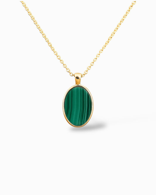 COLLANA CON PENDENTE OVALE IN MALACHITE NATURALE