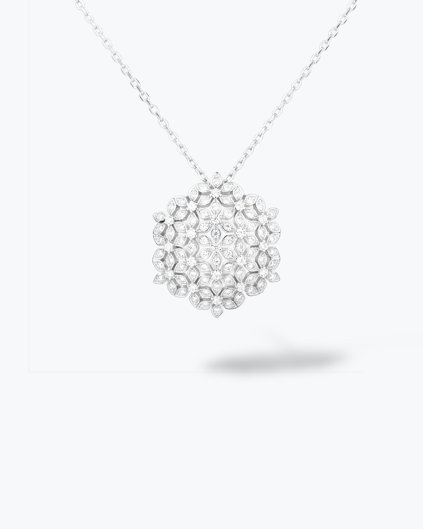 COLLANA CON PENDENTE MOTIVO FLOREALE