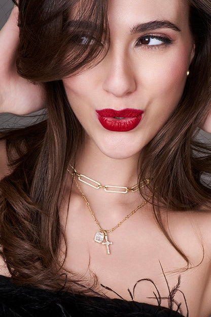 COLLANA CON CROCE E ZIRCONE RETTANGOLARE