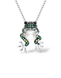 COLLANA RANA IN ARGENTO 925 CON PERLA NATURALE E PAVÉ DI ZIRCONI VERDI