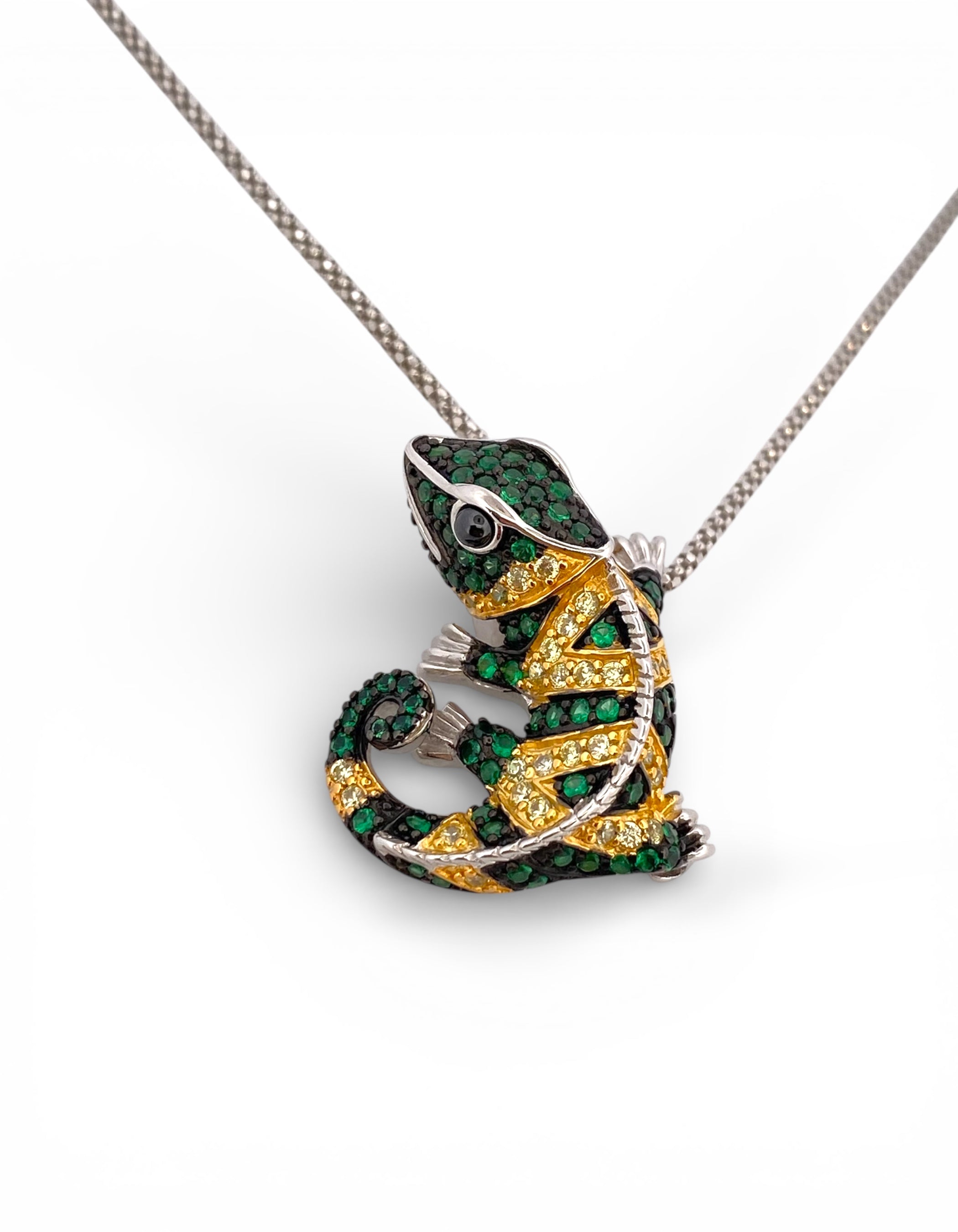 COLLANA SPILLA GECO IN ARGENTO 925 E ORO CON PAVÉ DI ZIRCONI VERDI E GIALLI