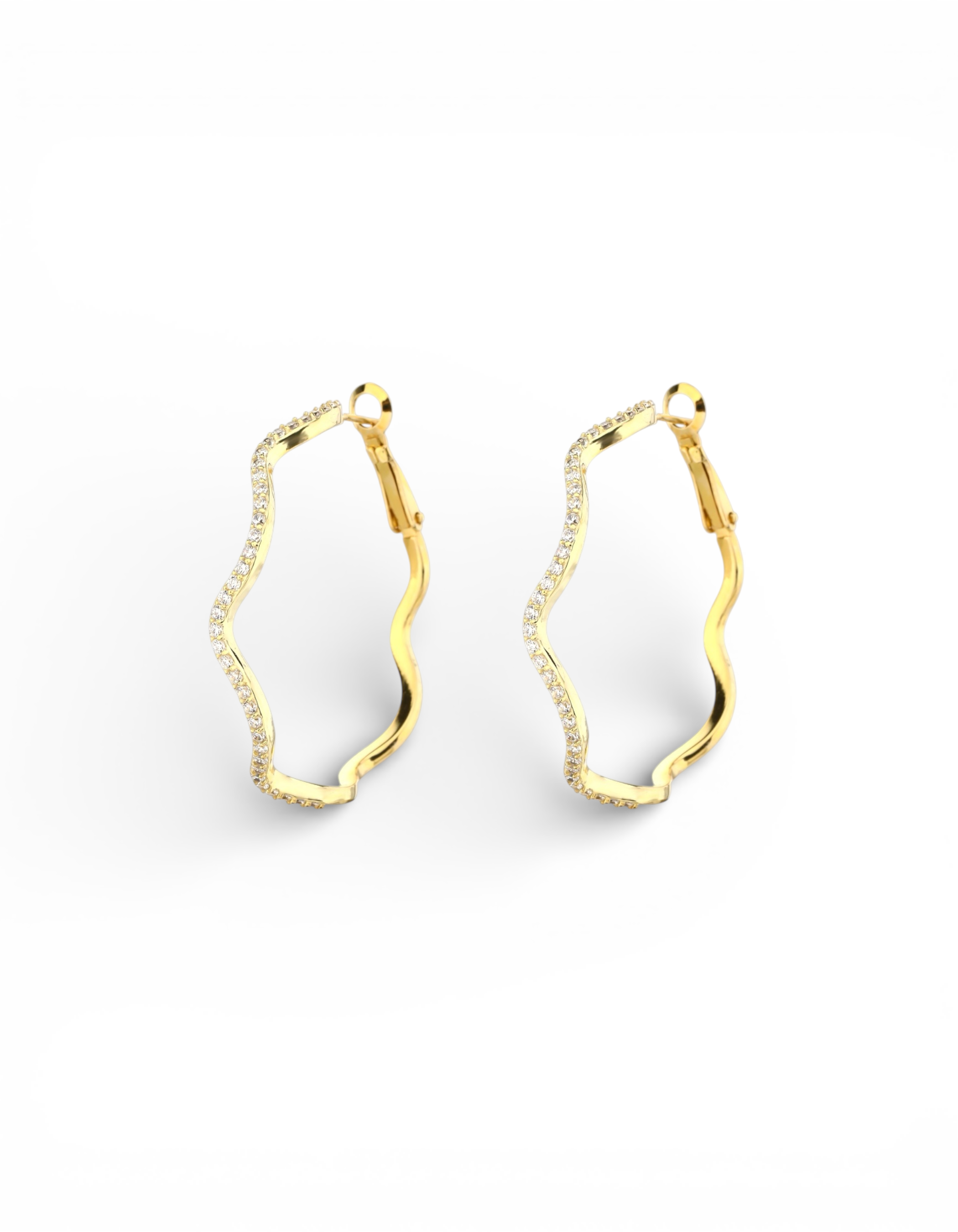 Orecchini a cerchio grandi con design ondulato a onde in argento 925 placcato oro giallo e profilo frontale di zirconi Di Luce Bijoux