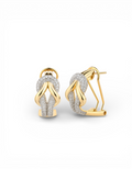 Orecchini a semicerchio con design intrecciato a nodo in argento 925 placcato oro giallo e pavè di zirconi Di Luce Bijoux.